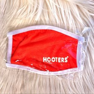 NEW Hooters Face Mask Orange And White Uniform Costume 🍊🤍